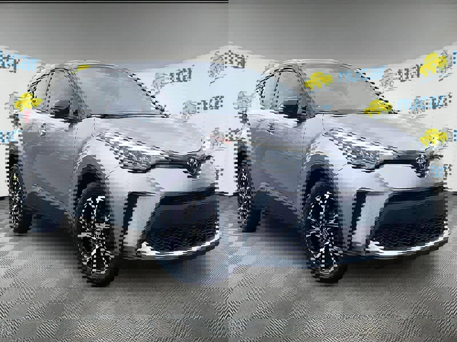 Used 2020 Toyota C-HR XLE FWD image 1