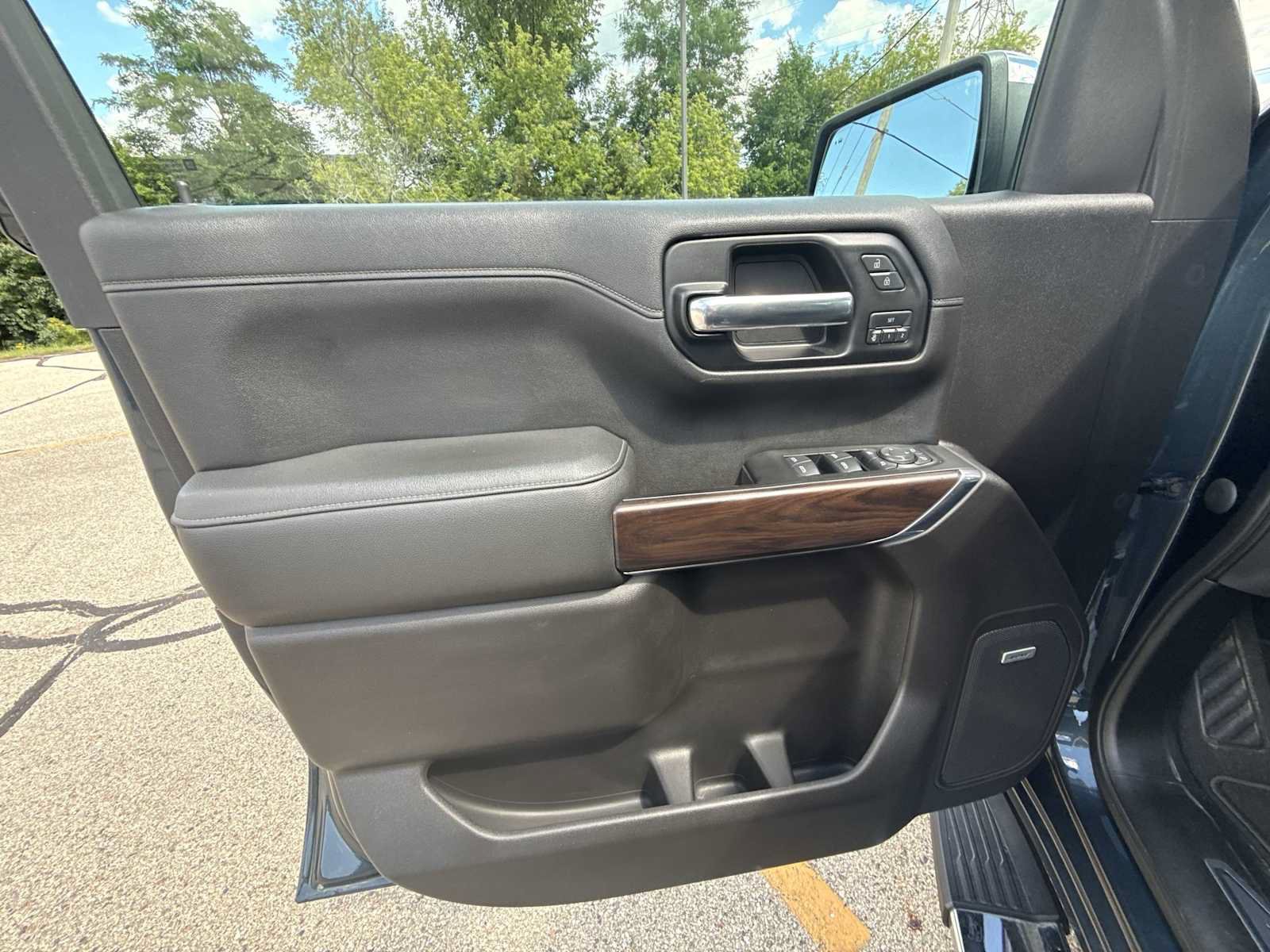 Certified 2019 GMC Sierra 1500 SLT w/ SLT Premium Plus Package AWD/4WD image 22