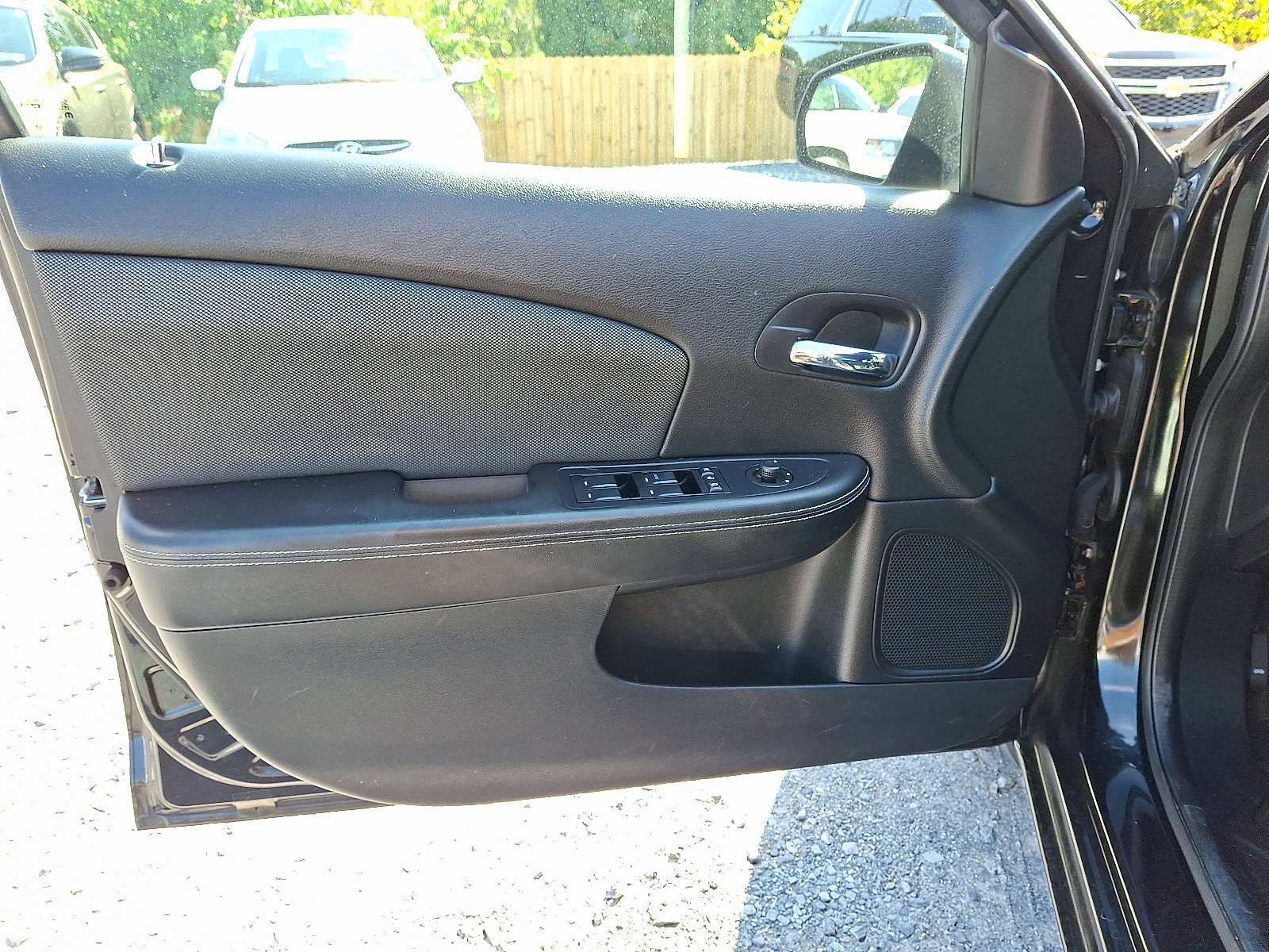 Used 2013 Dodge Avenger SE image 13
