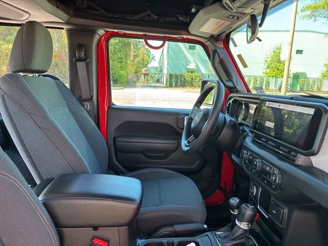 Used 2024 Jeep Wrangler Sport image 22
