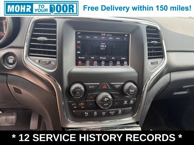 Used 2018 Jeep Grand Cherokee Laredo AWD/4WD image 22