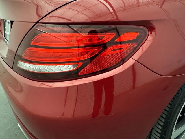 Used 2020 Mercedes-Benz SLC 300 image 28