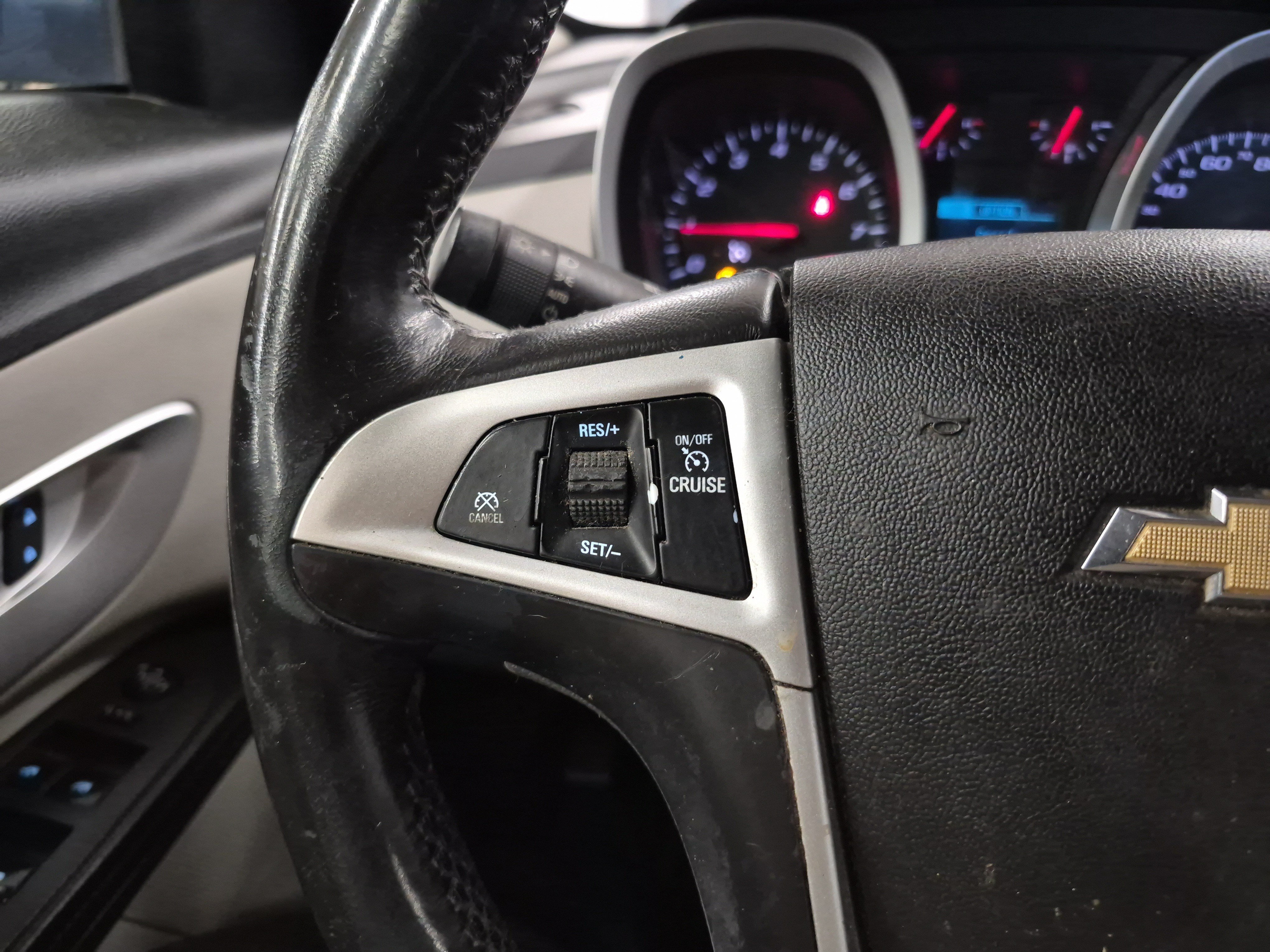Used 2015 Chevrolet Equinox LT w/ Driver Convenience Package FWD image 22