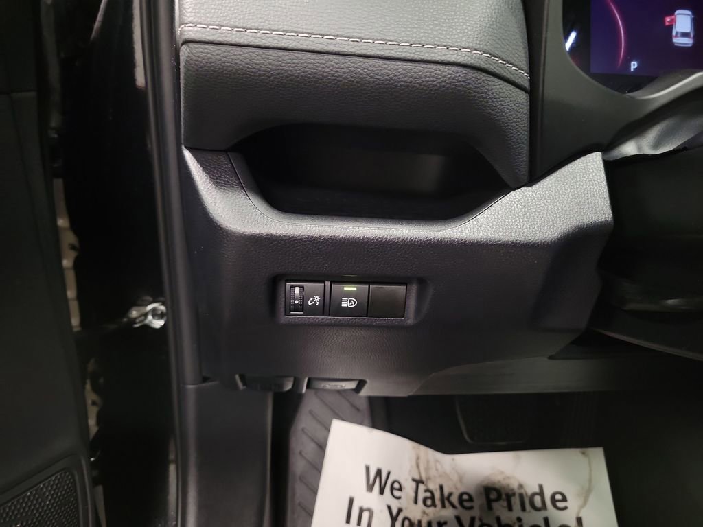 Used 2024 Toyota RAV4 LE image 21