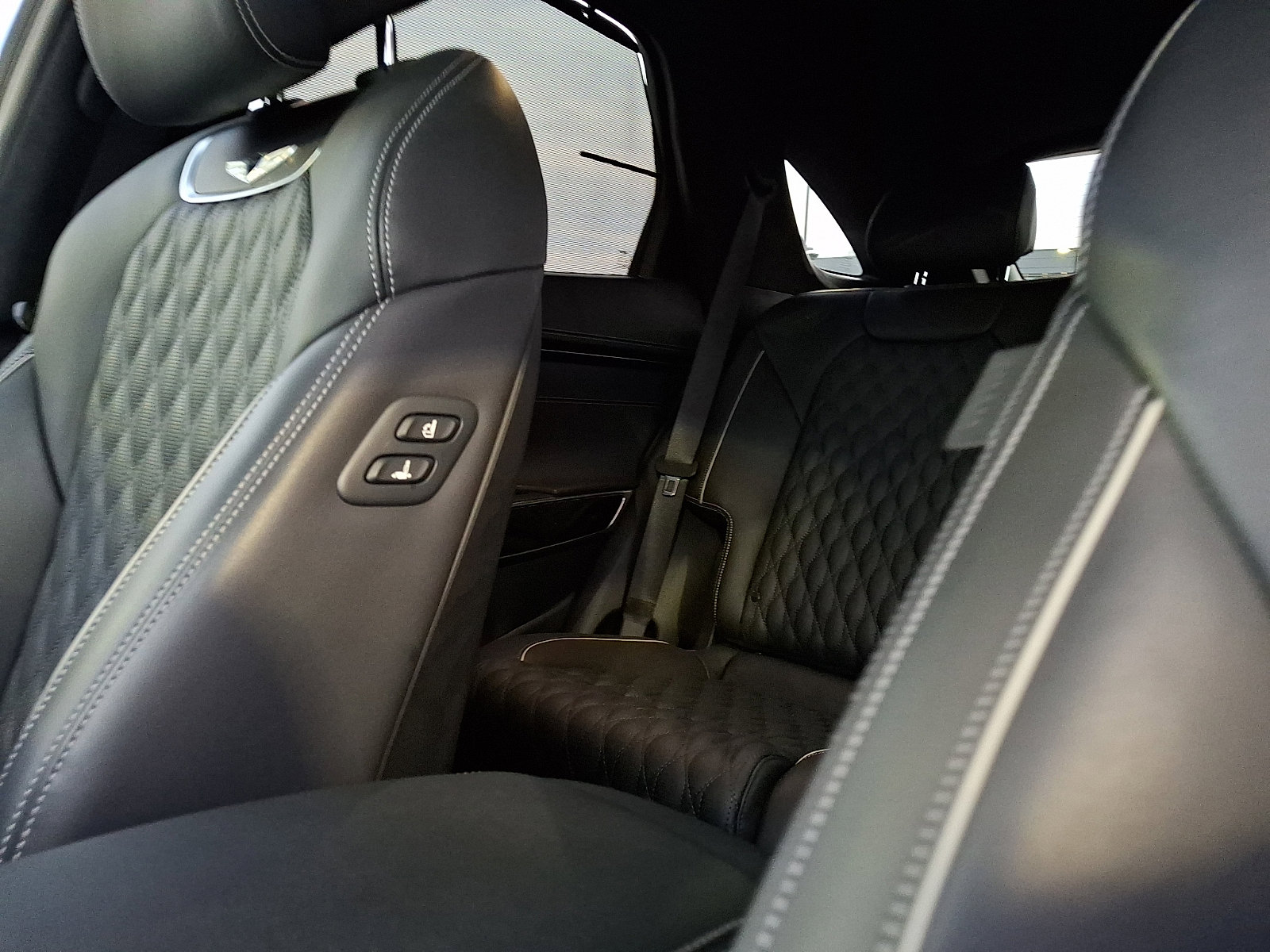 Certified 2024 Genesis GV70 3.5T Sport w/ Sport Prestige Package image 18