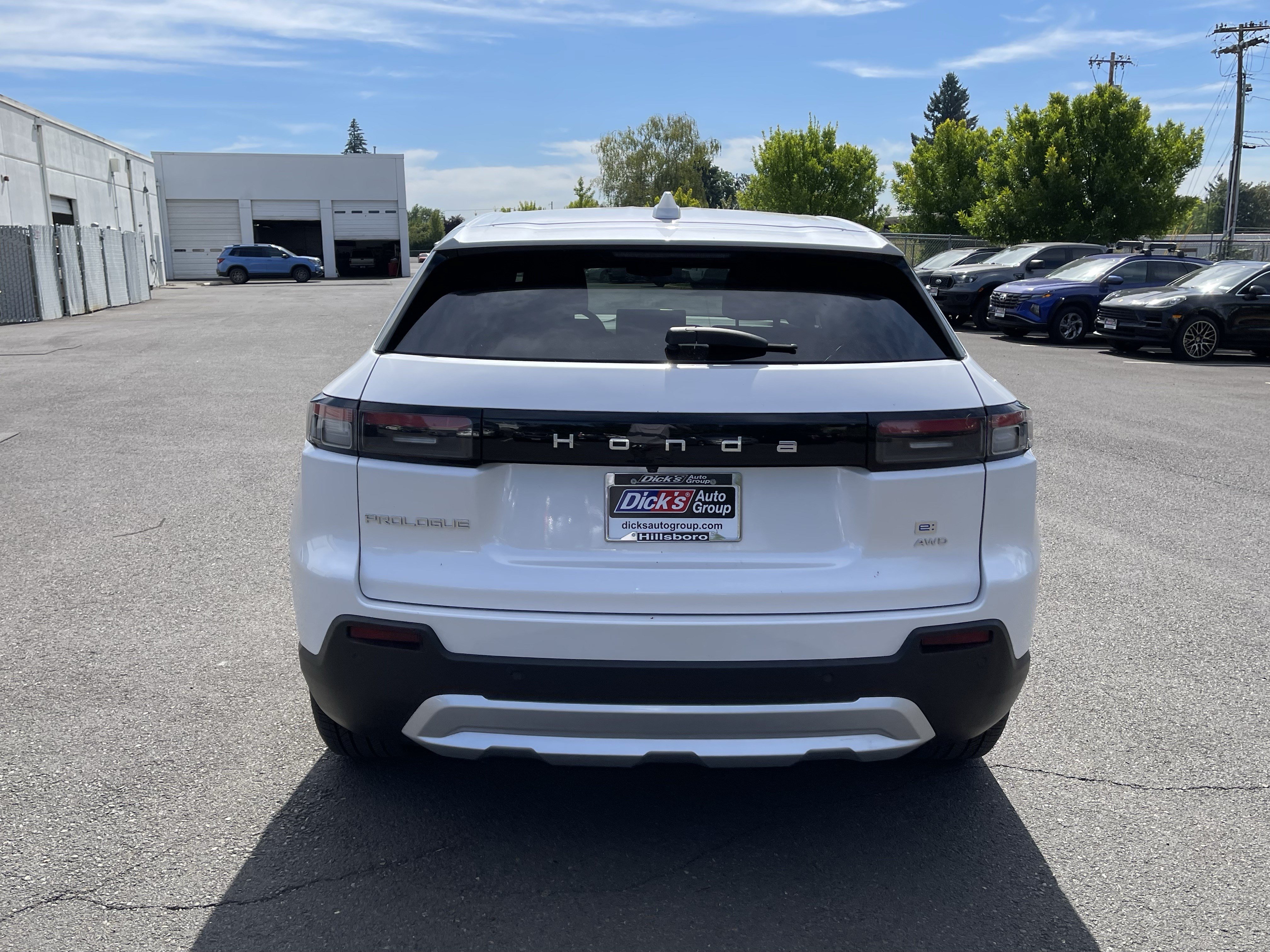 Used 2024 Honda Prologue EX image 4