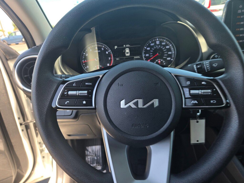 Used 2023 Kia Forte LXS FWD image 25