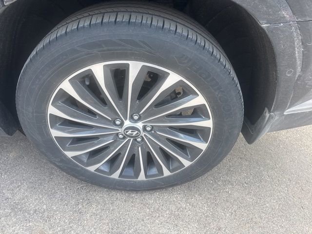 Used 2024 Hyundai Palisade Calligraphy image 9