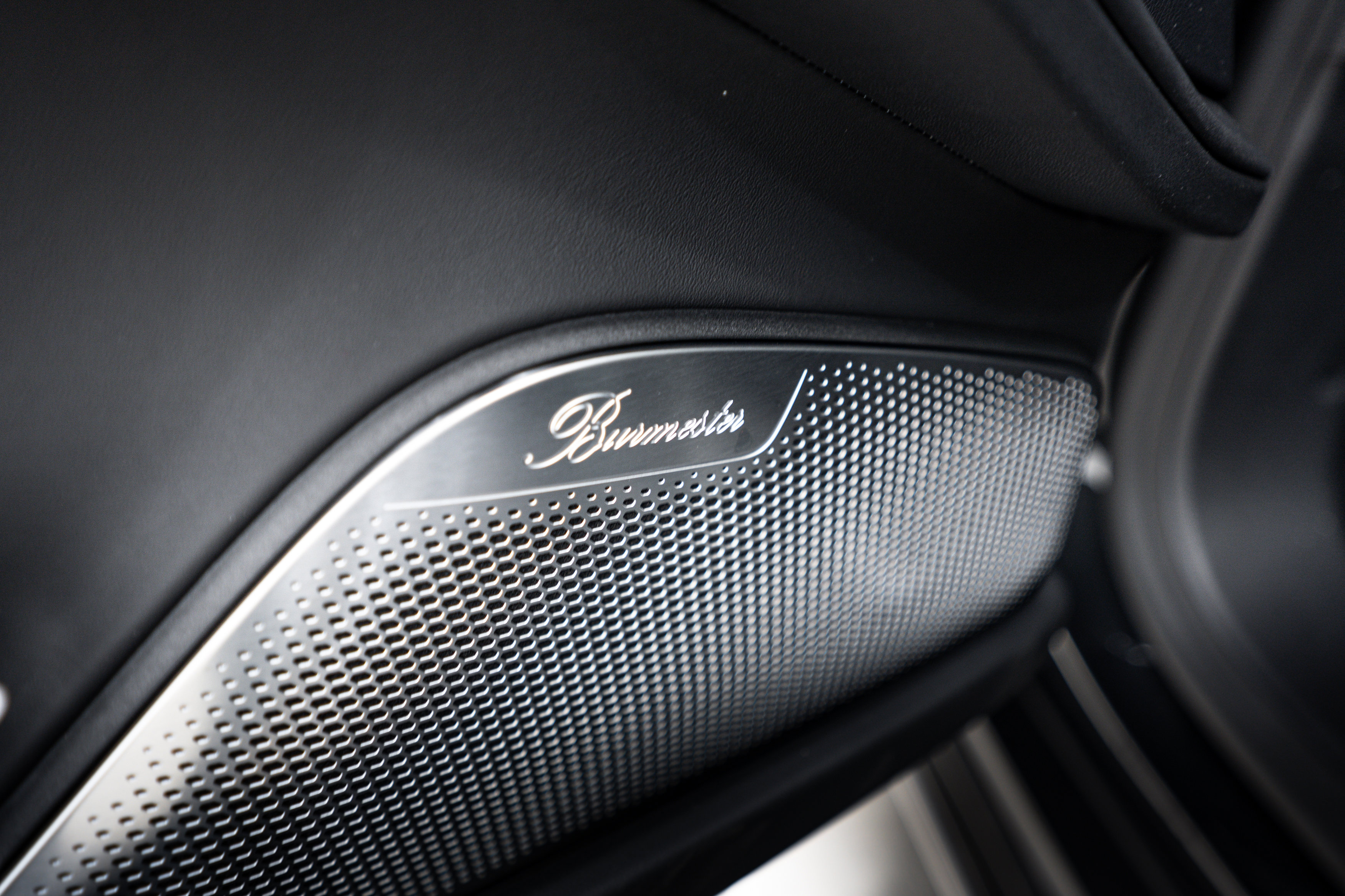 New 2026 Porsche Panamera Turbo image 20