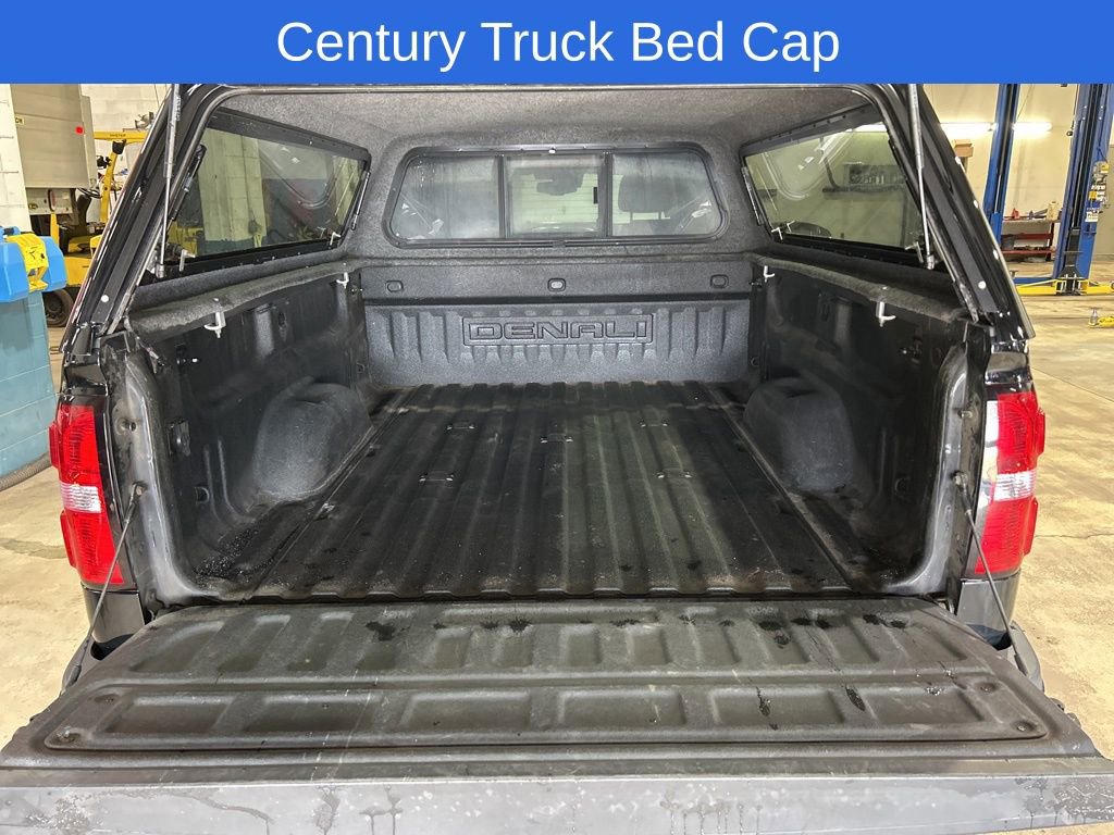 Used 2017 GMC Sierra 2500 Denali AWD/4WD image 6