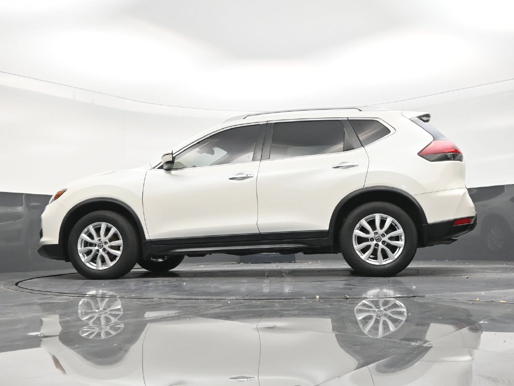 Used 2020 Nissan Rogue SV FWD image 19