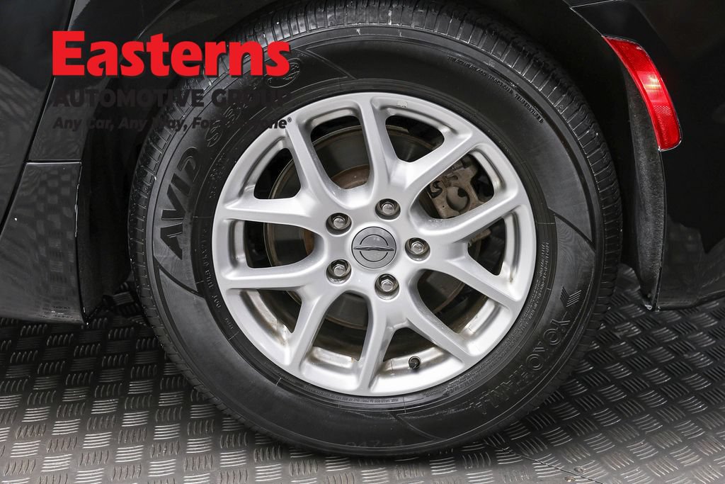 Used 2023 Chrysler Pacifica Touring-L FWD image 8