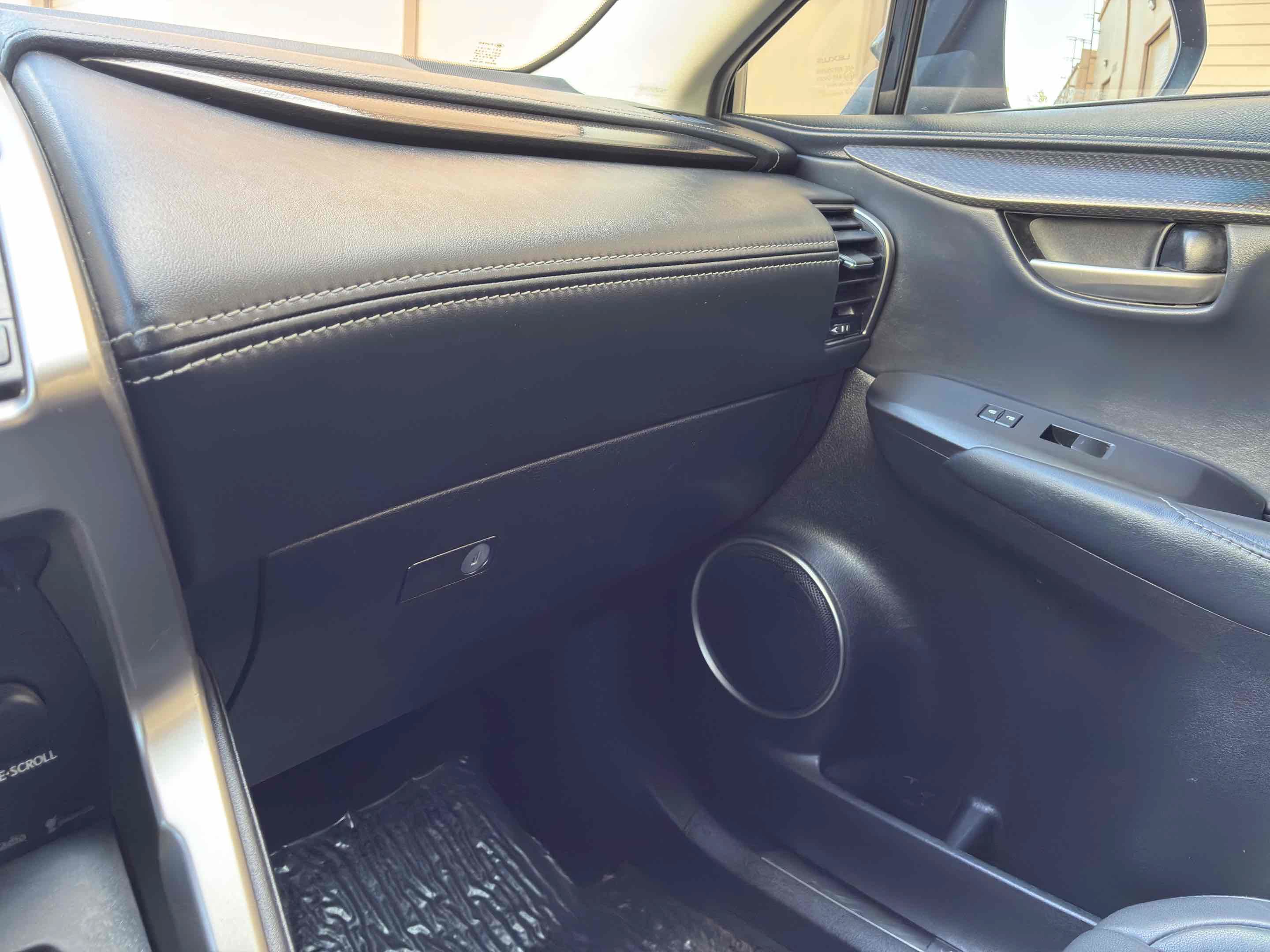 Used 2015 Lexus NX 200t FWD image 28