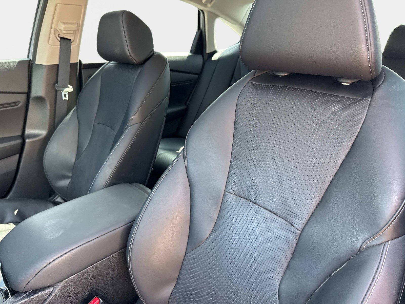 Used 2024 Honda Accord EX-L image 19