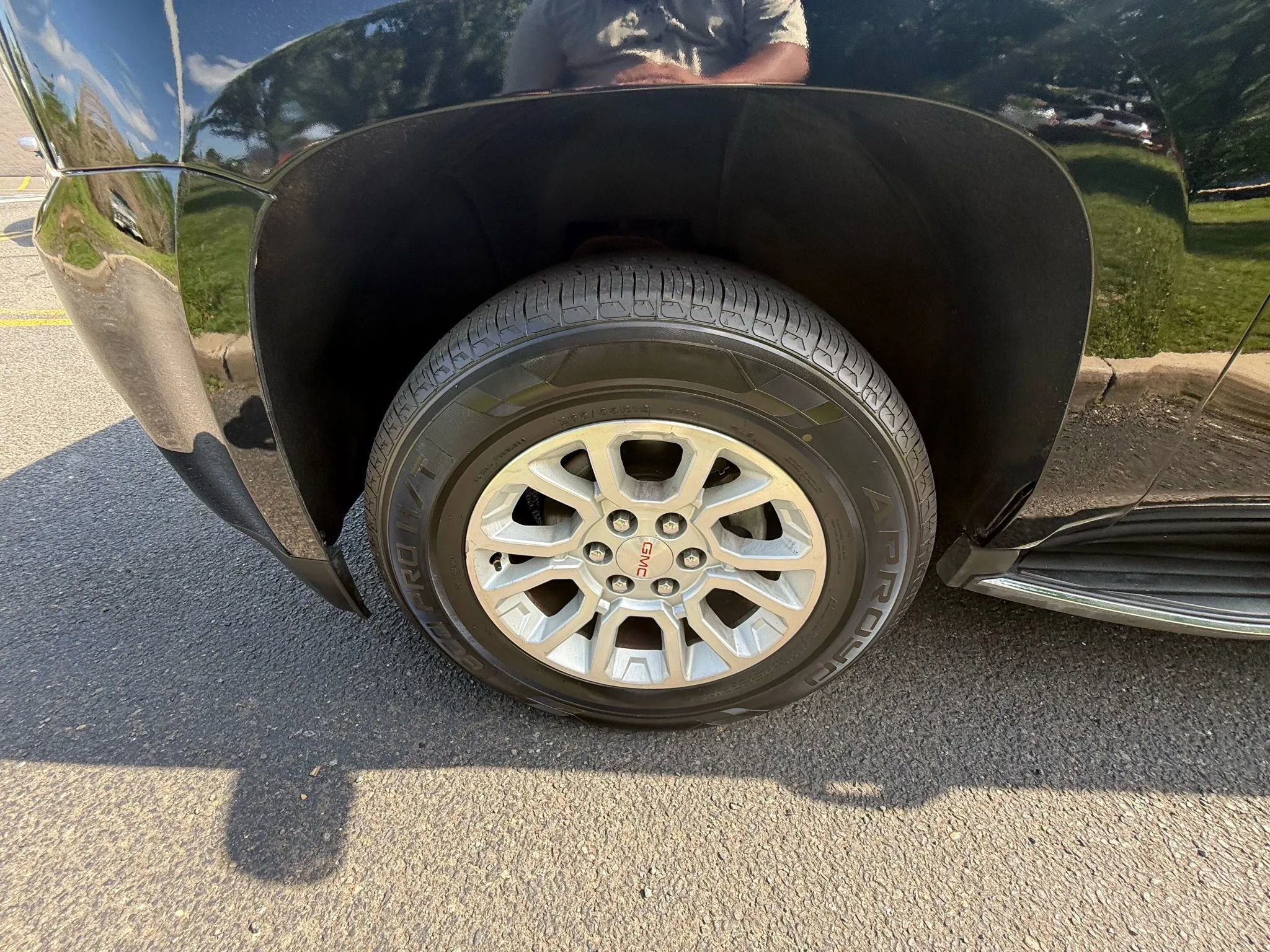 Used 2015 GMC Yukon SLT w/ HD Trailering Package image 48