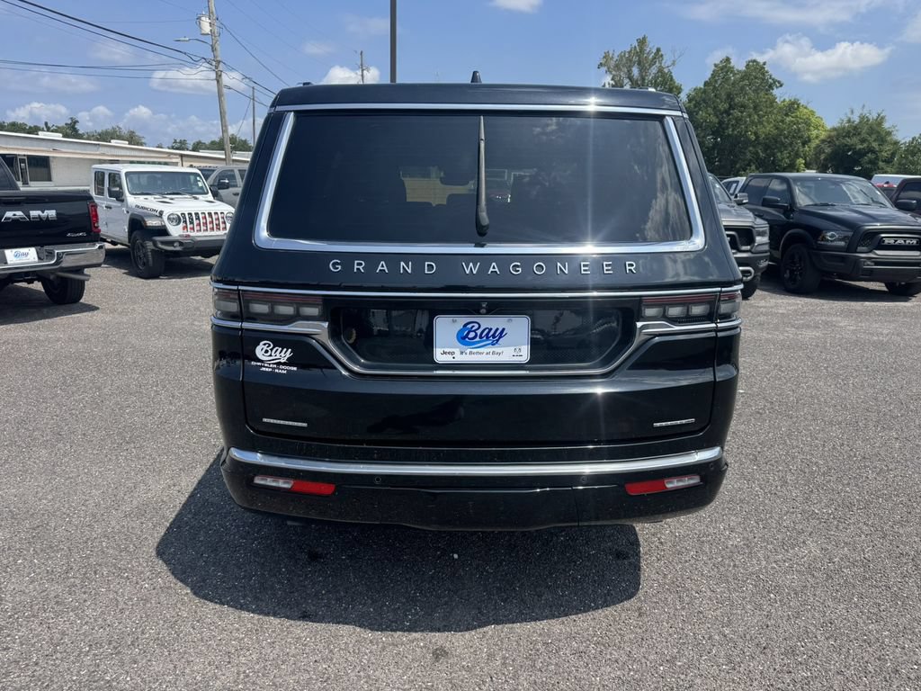 Used 2022 Jeep Grand Wagoneer Series I w/ Flexible Seating Group AWD/4WD image 4