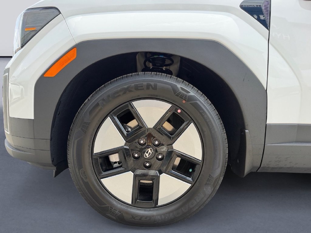 New 2027 Hyundai Santa Fe SEL FWD image 9