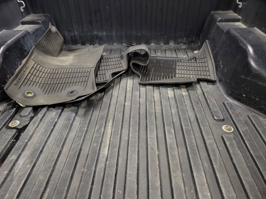 Used 2022 Toyota Tacoma SR image 10