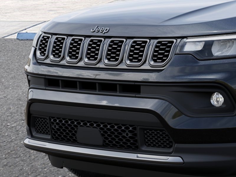 New 2026 Jeep Compass Latitude image 11