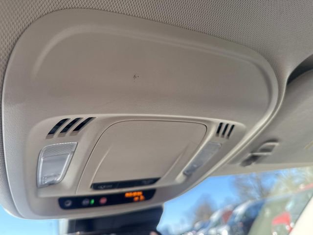 Used 2022 Buick Envision Preferred image 31