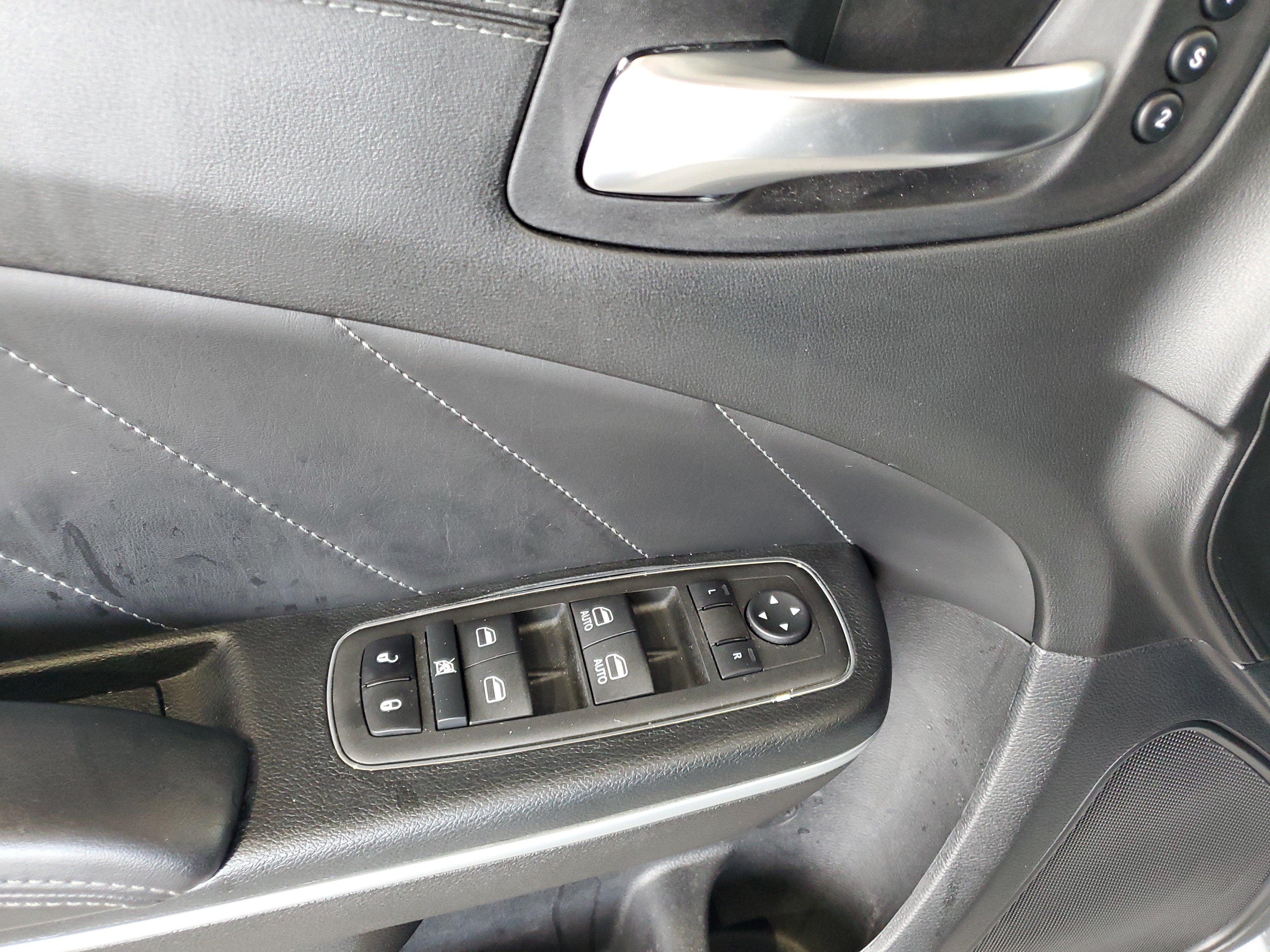Used 2022 Dodge Charger Scat Pack RWD image 16
