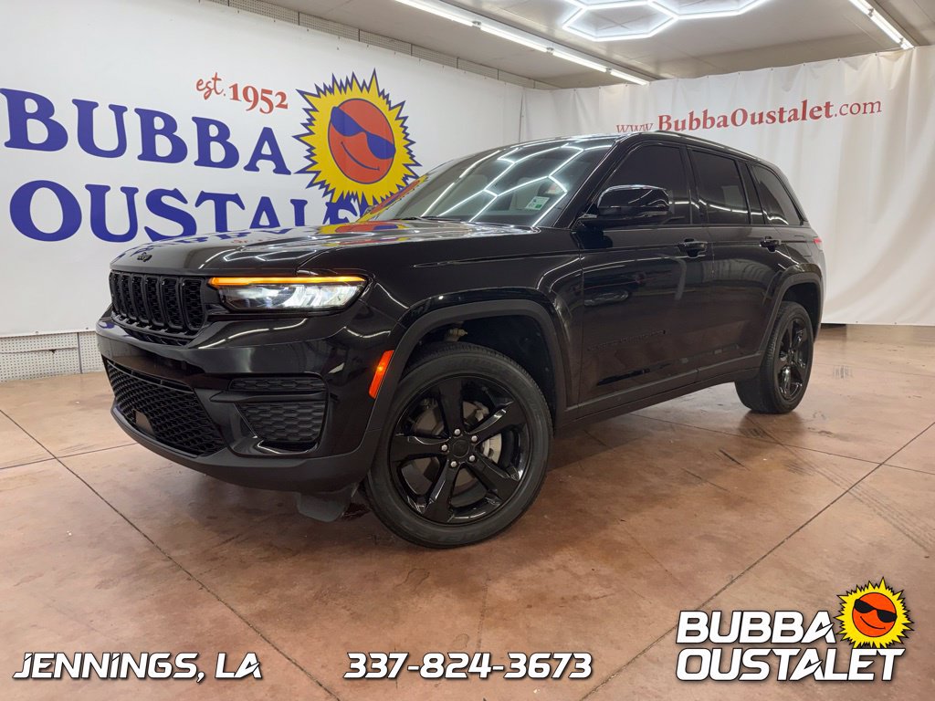 Used 2023 Jeep Grand Cherokee Altitude
