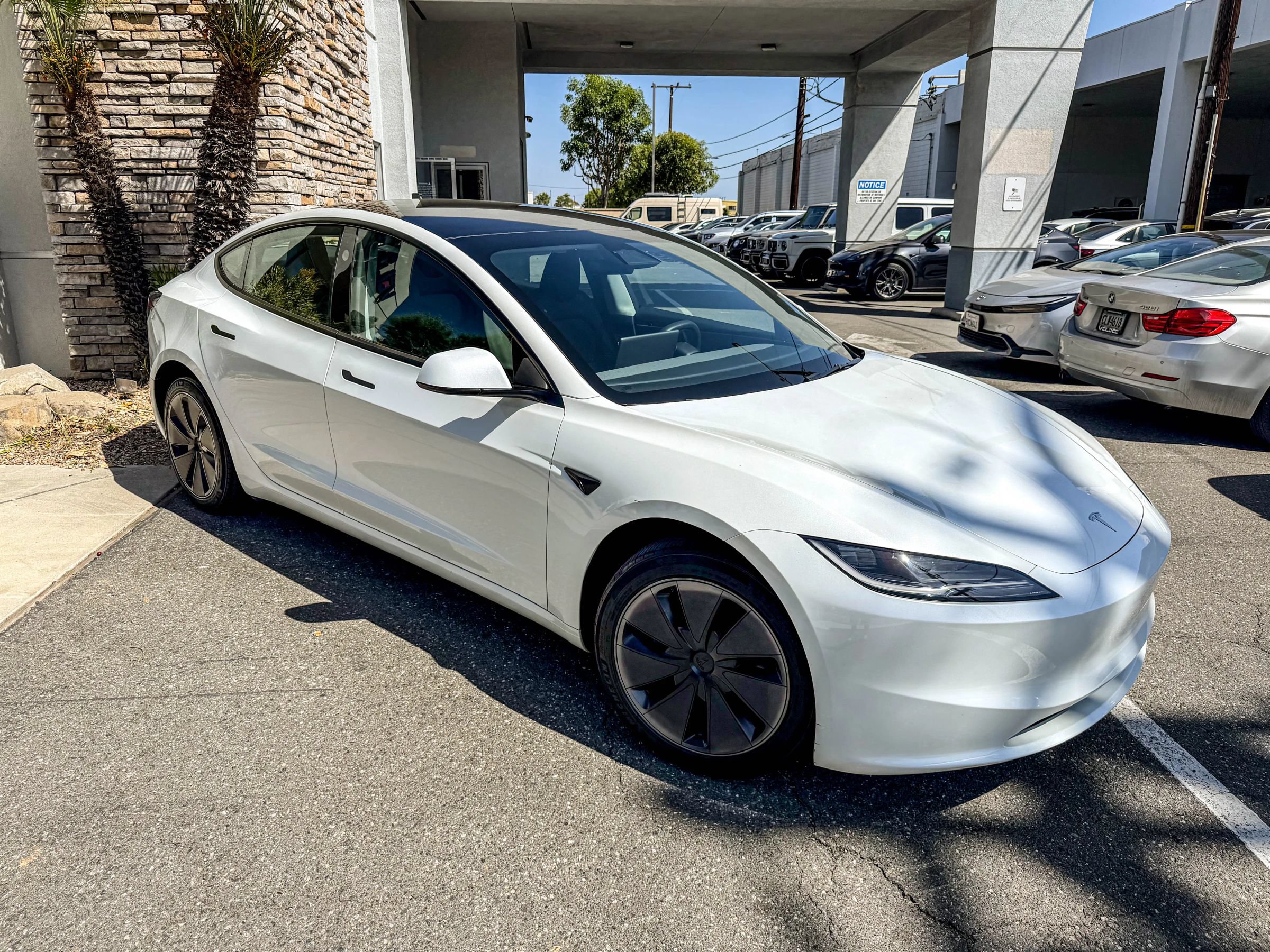 Used 2025 Tesla Model 3 Long Range RWD image 2