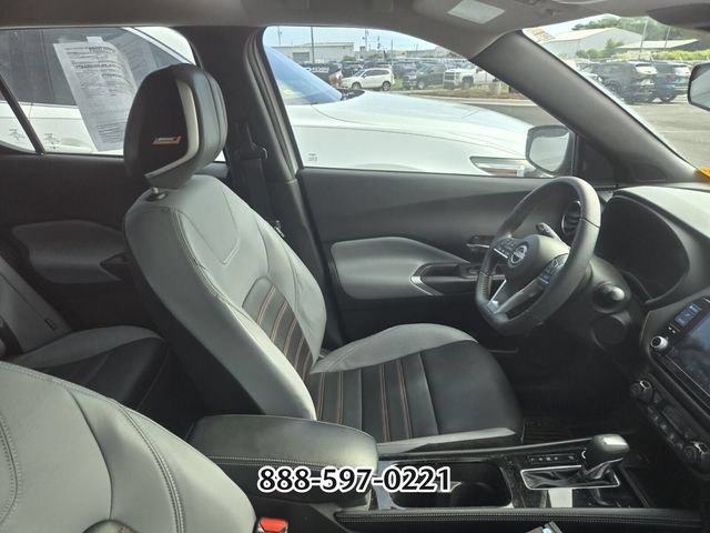 Used 2023 Nissan Kicks SR w/ SR Premium Package FWD image 8