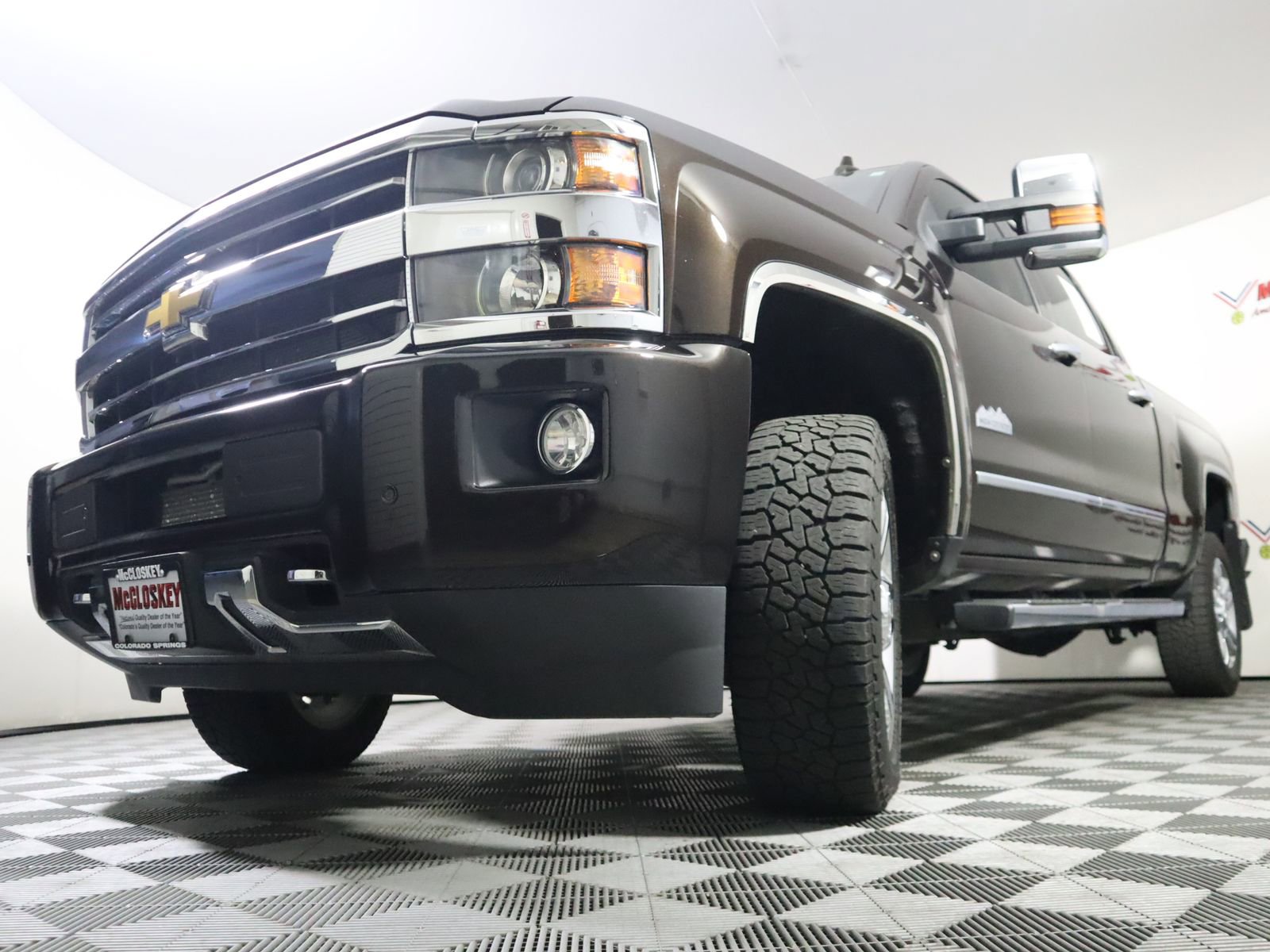 Used 2019 Chevrolet Silverado 2500 High Country w/ Duramax Plus Package AWD/4WD image 12