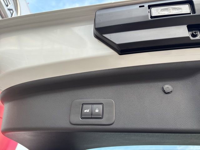 New 2025 Nissan Murano SL image 43