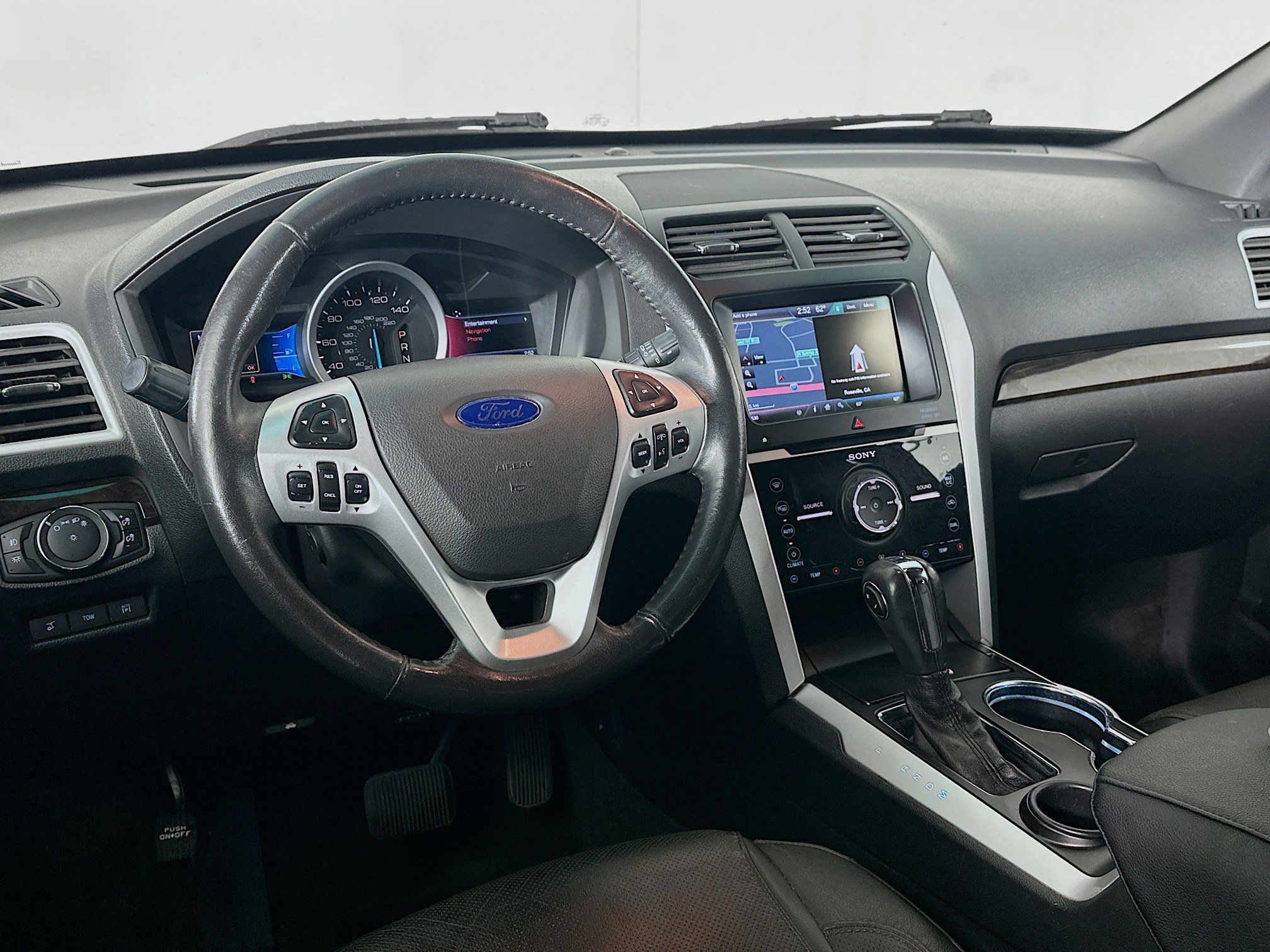 Used 2015 Ford Explorer Limited FWD image 18