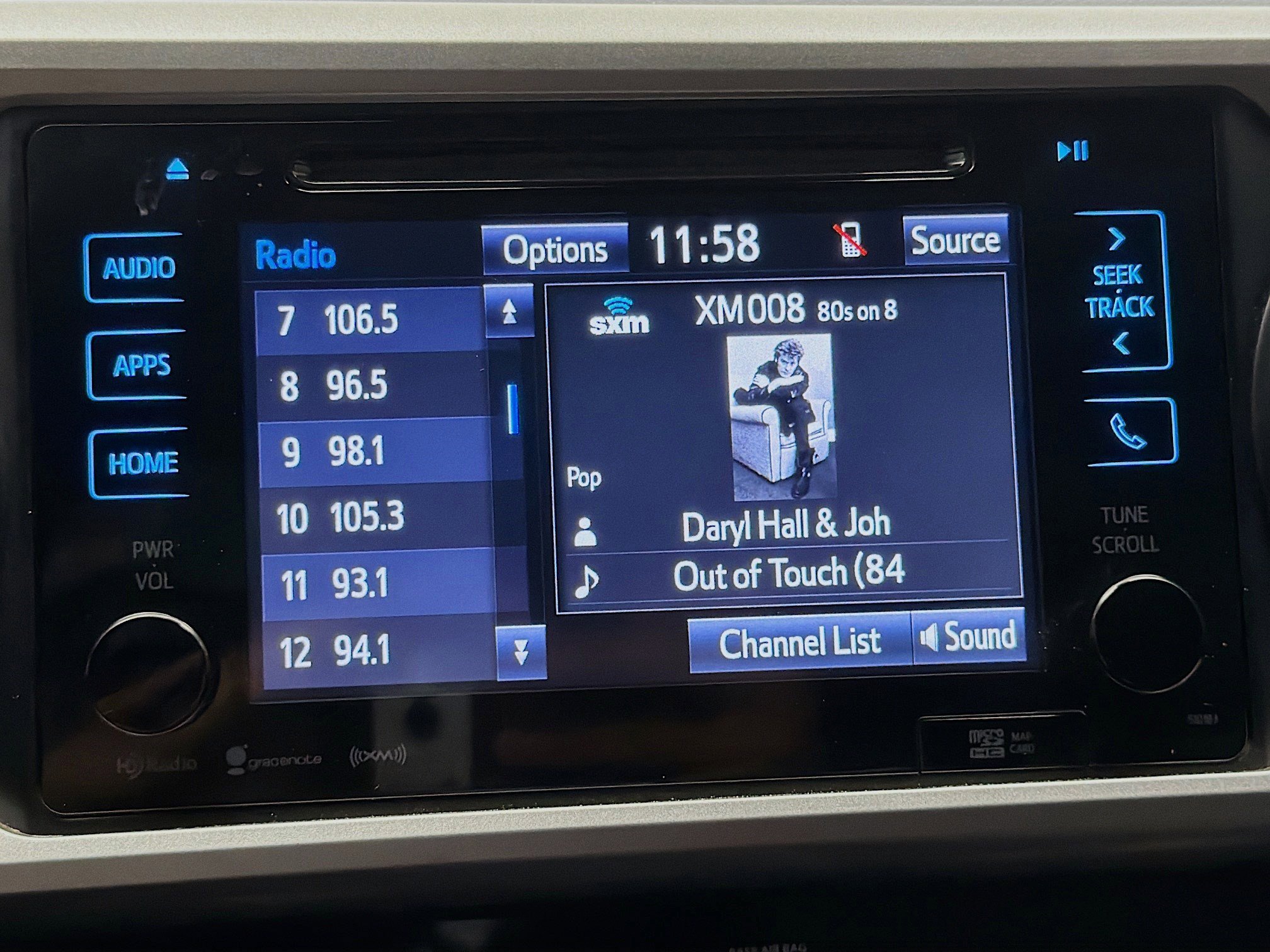 Used 2018 Toyota Tacoma SR5 image 9