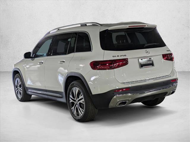 New 2025 Mercedes-Benz GLB 250 4MATIC image 9