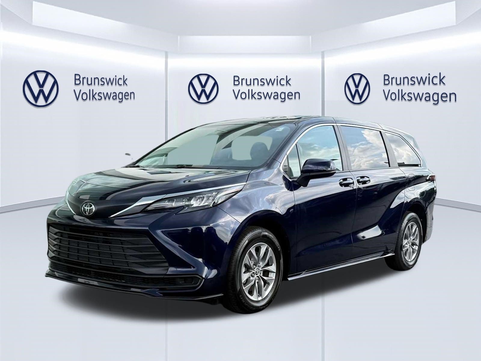 Certified 2026 Toyota Sienna LE