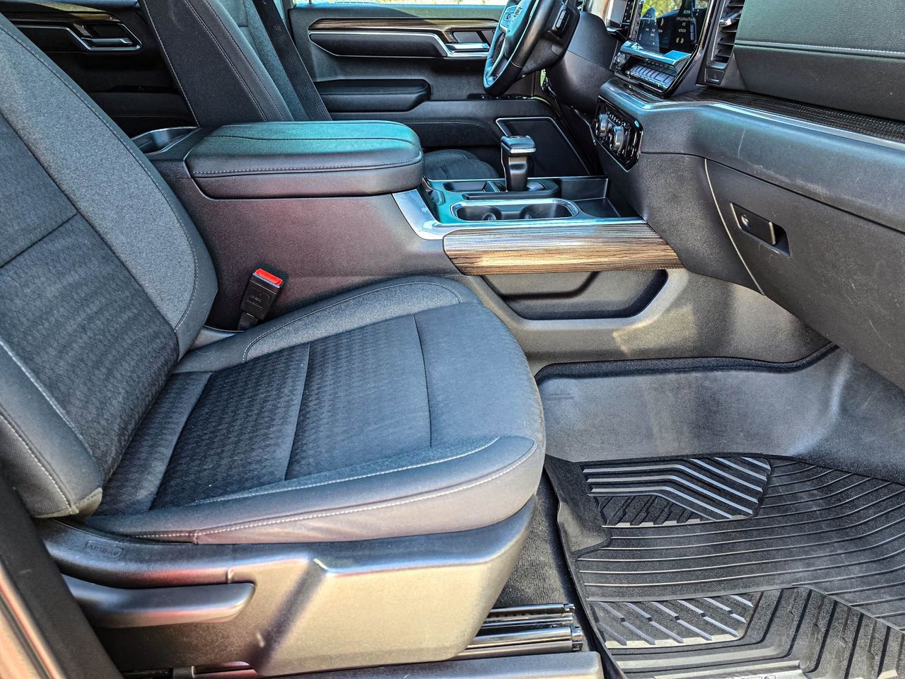 Used 2023 Chevrolet Silverado 1500 LT Trail Boss image 37