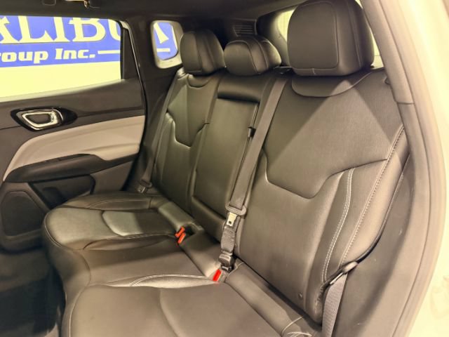Used 2025 Jeep Compass Limited AWD/4WD image 36