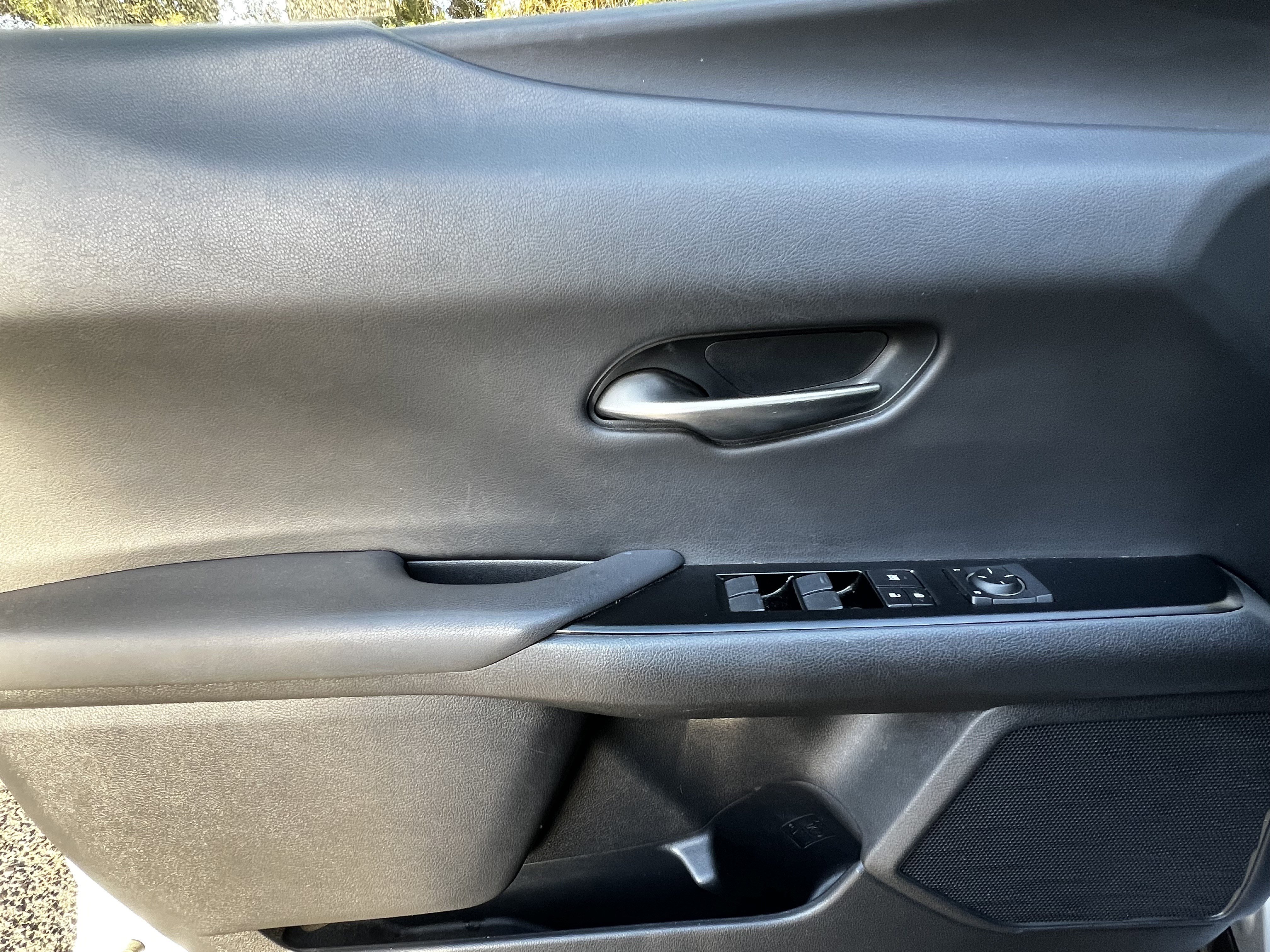 Used 2019 Lexus UX 200 F Sport w/ F Sport Premium Package image 13