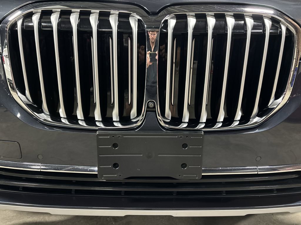 Used 2021 BMW X7 xDrive40i w/ Premium Package image 32