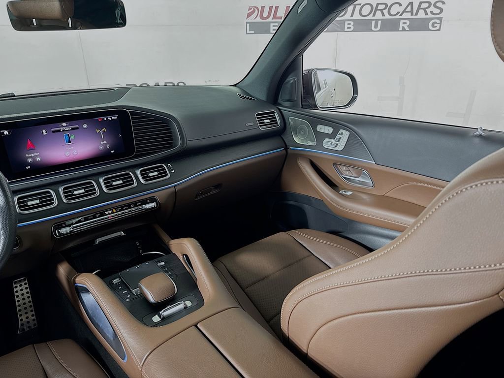 Used 2024 Mercedes-Benz GLS 450 4MATIC image 23