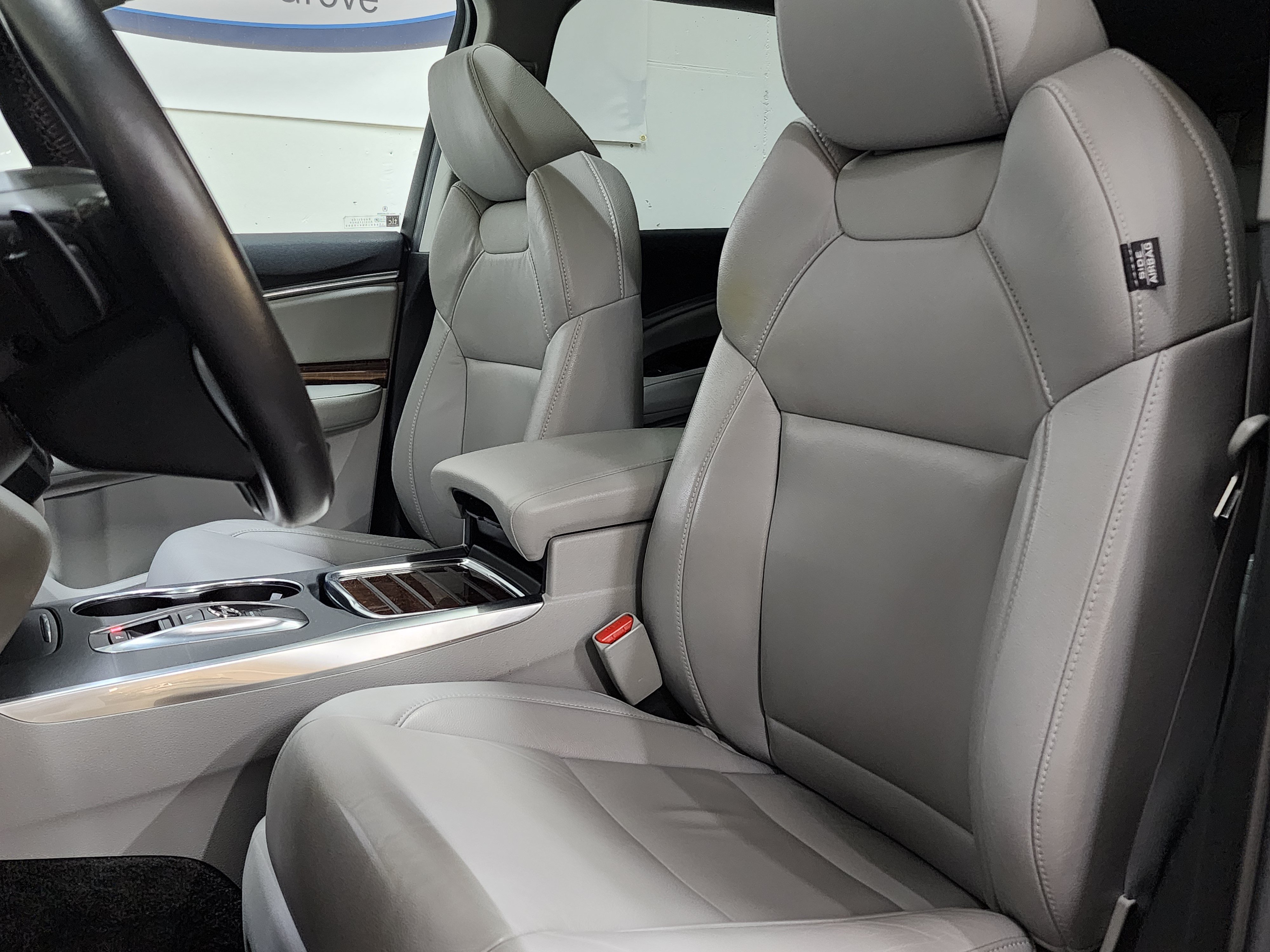 Used 2018 Acura MDX SH-AWD image 15