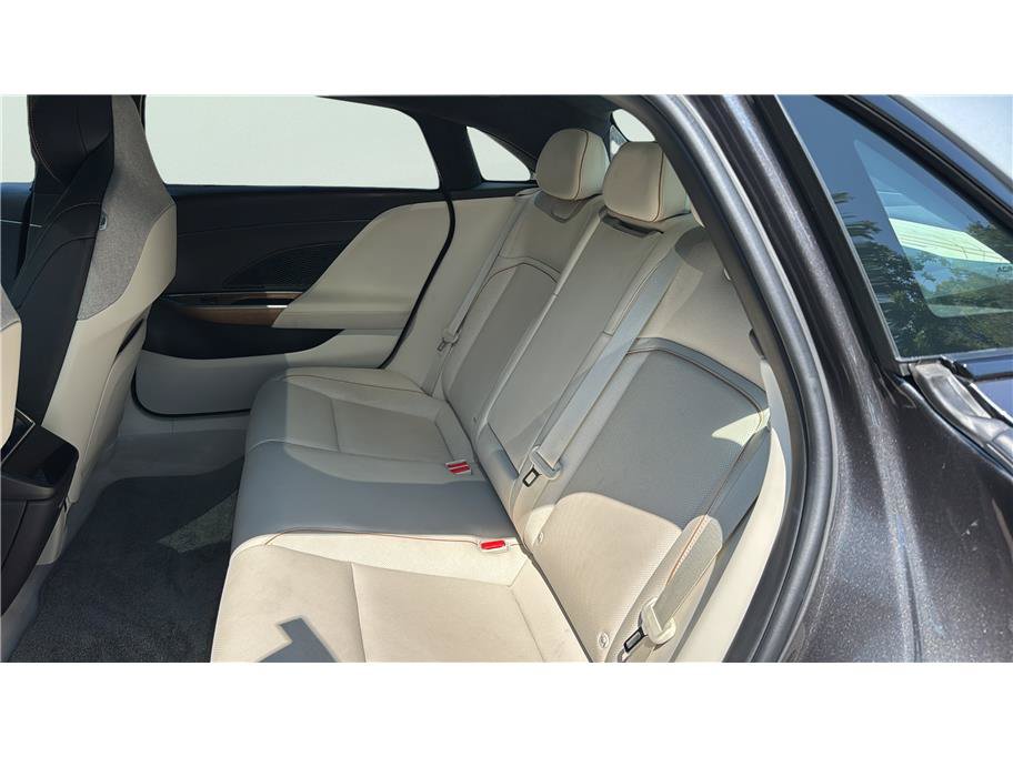 Used 2023 Lucid Air Touring AWD/4WD image 12