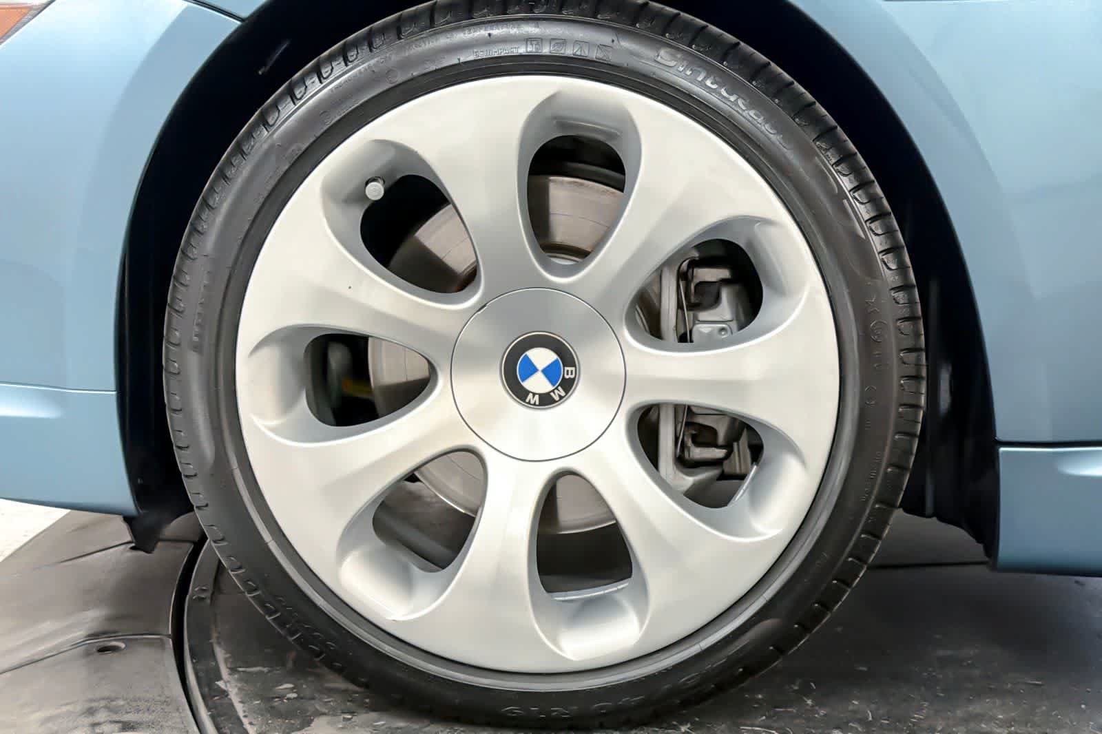 Used 2007 BMW 650i Convertible RWD image 12