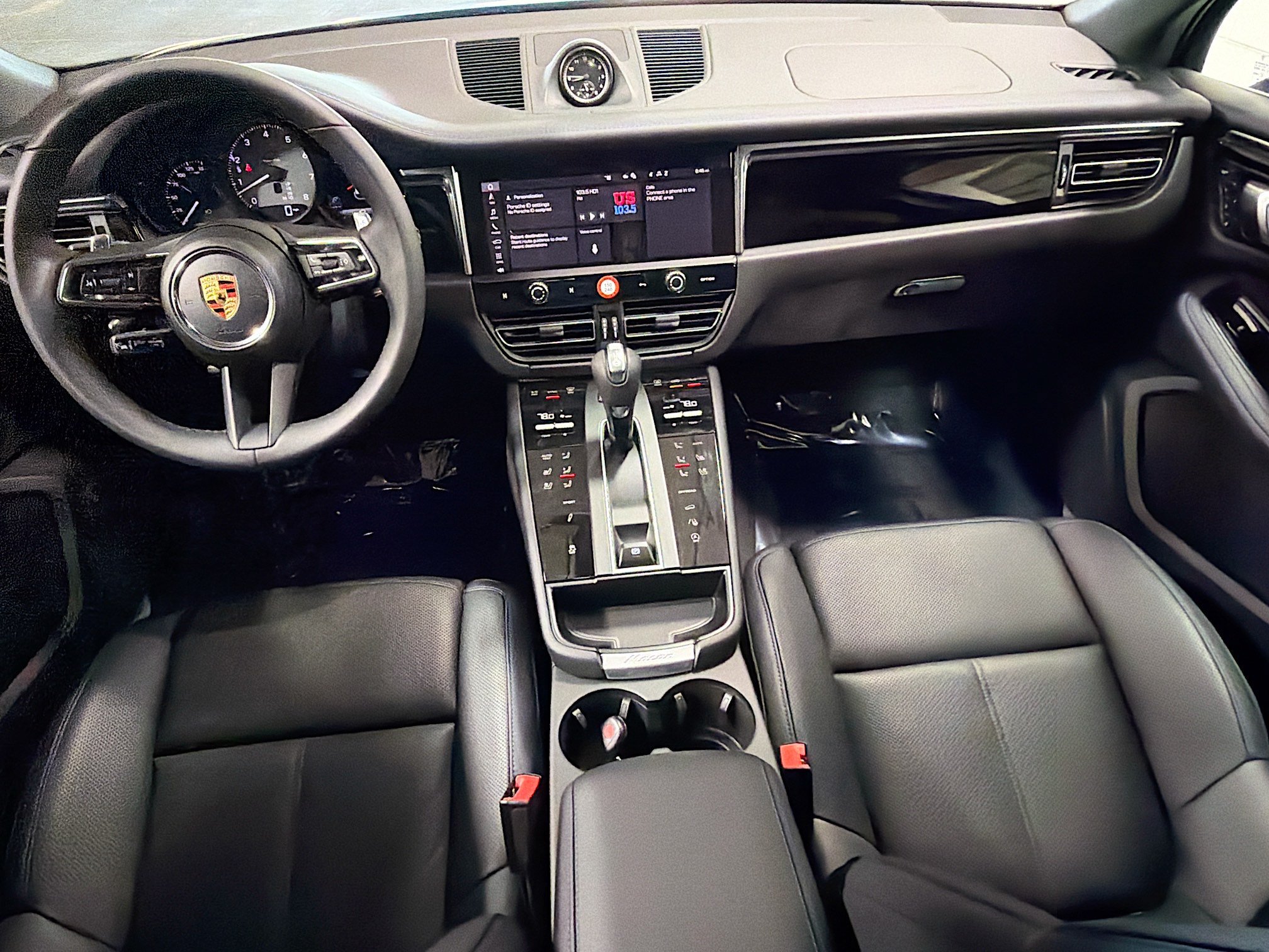 Certified 2026 Porsche Macan S AWD/4WD image 16