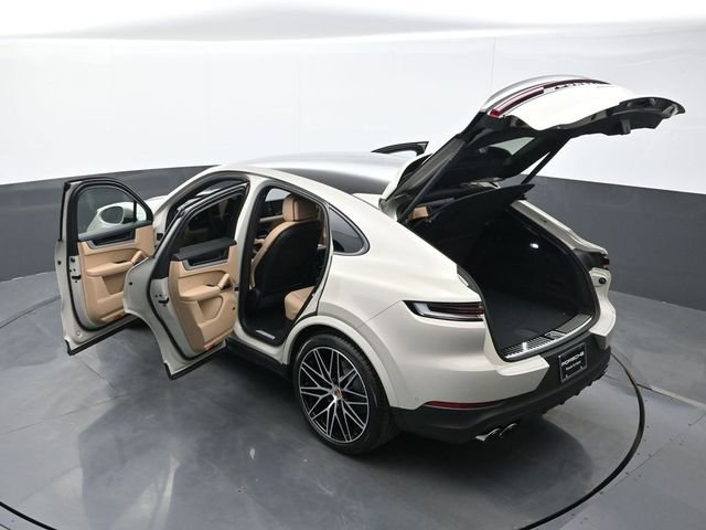 New 2026 Porsche Cayenne Coupe image 27