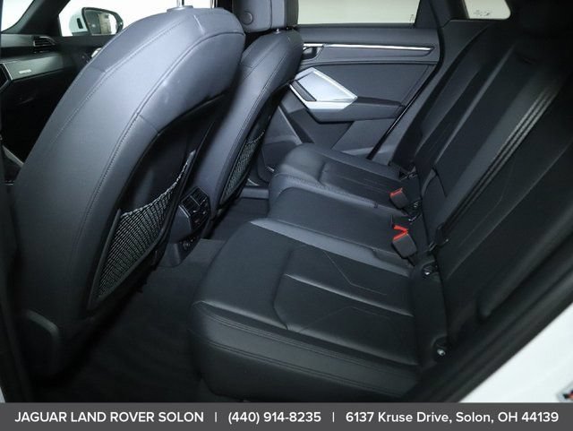 Used 2025 Audi Q3 2.0T Premium AWD/4WD image 28
