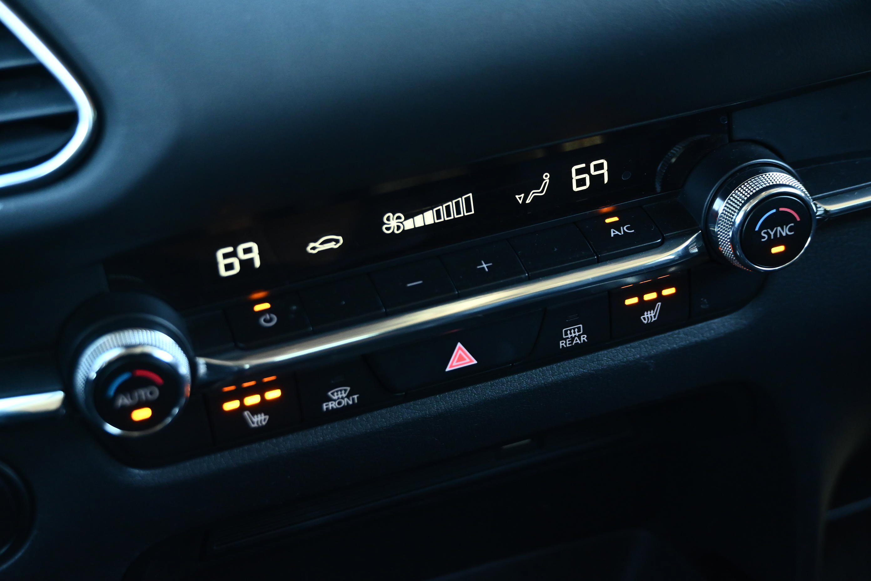 Used 2020 MAZDA CX-30 AWD w/ Premium Package image 18