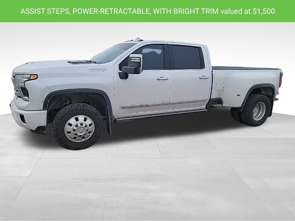 Used 2024 Chevrolet Silverado 3500 High Country w/ High Country Premium Package image 7