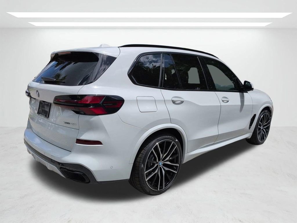 New 2026 BMW X5 xDrive40i w/ Executive Package image 4