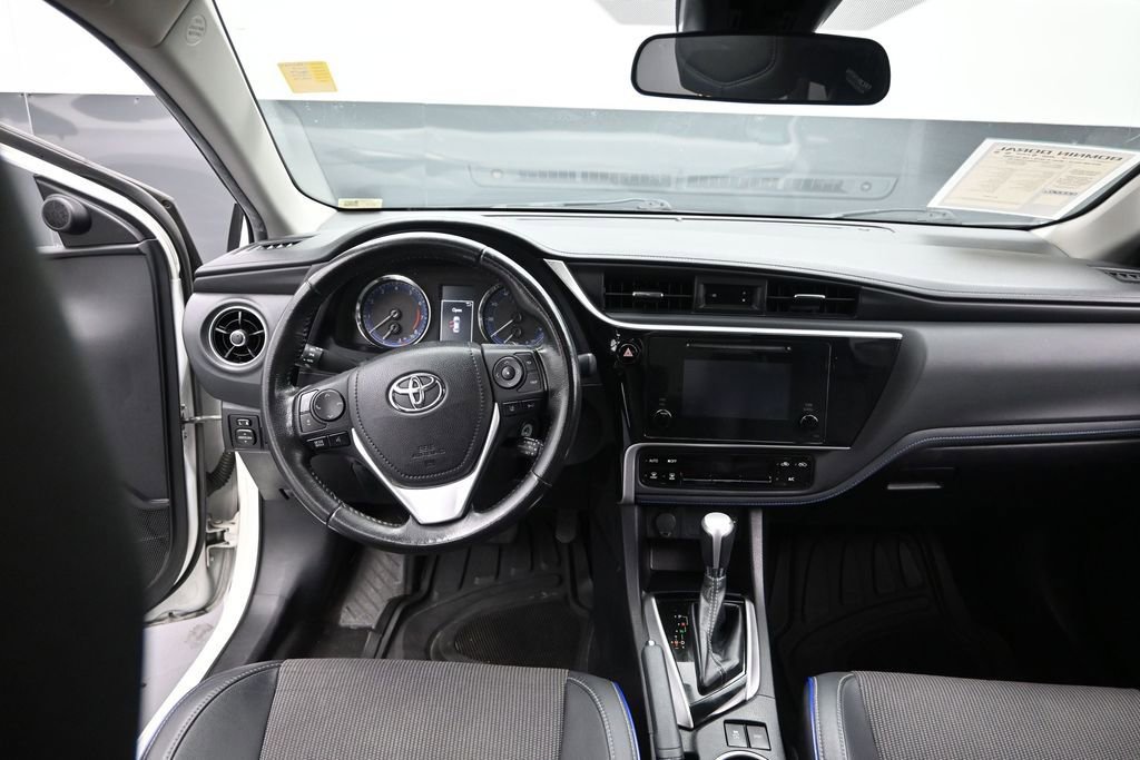 Used 2019 Toyota Corolla SE FWD image 16