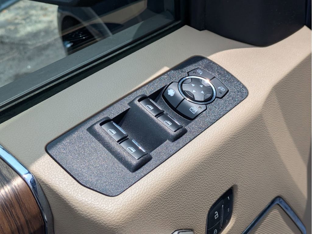 Certified 2018 Ford F150 Lariat AWD/4WD image 12